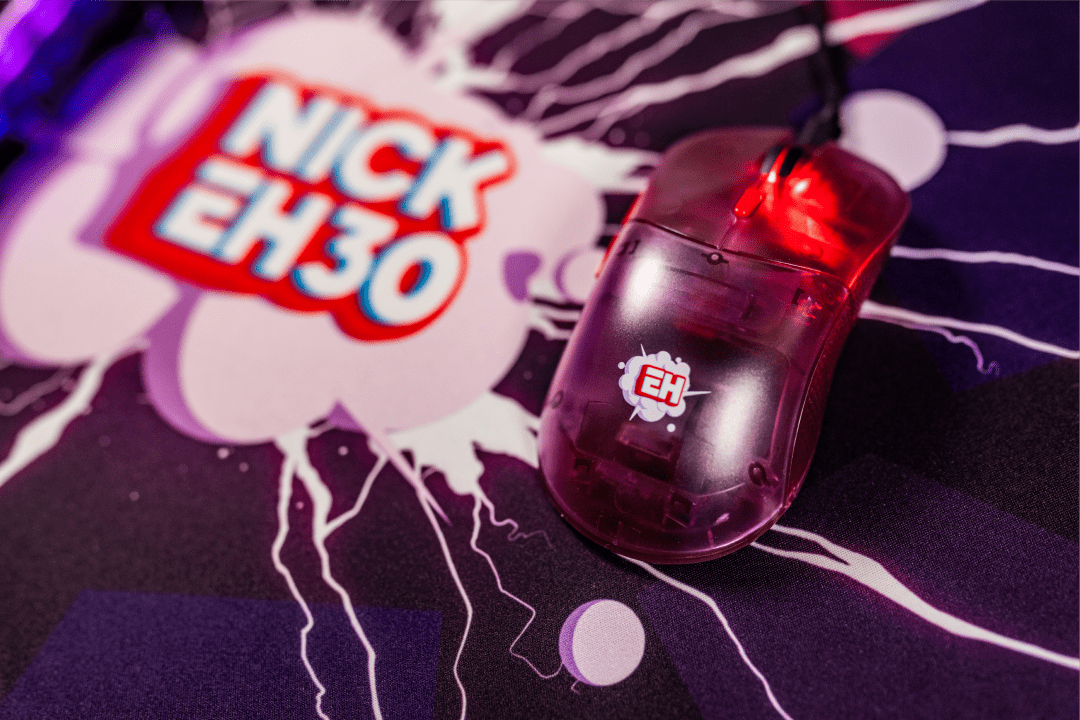 Oni Deskpad - Lightning Energy NickEh30 Edition