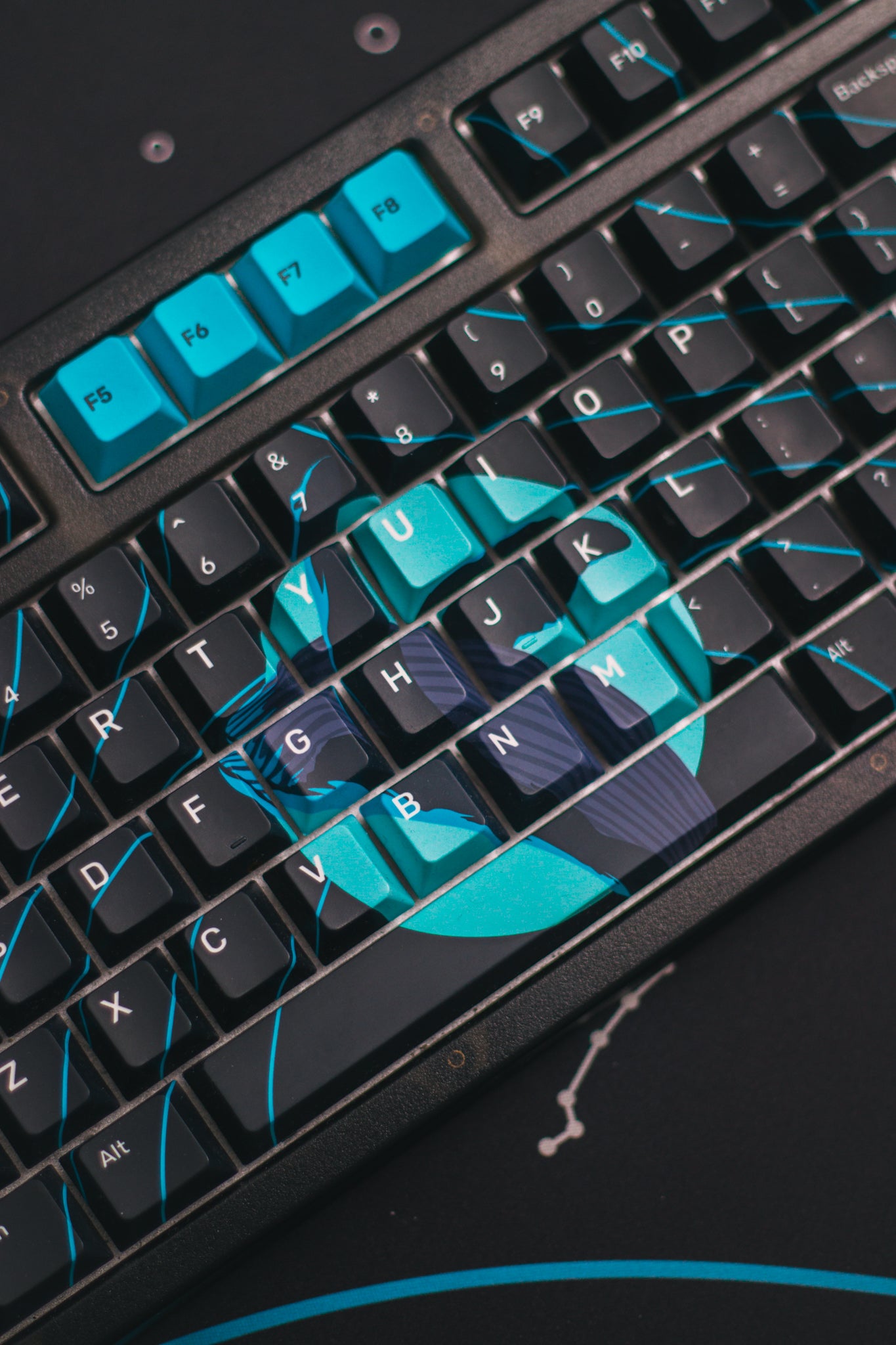 K75 Mechanical Keyboard - Space Whale