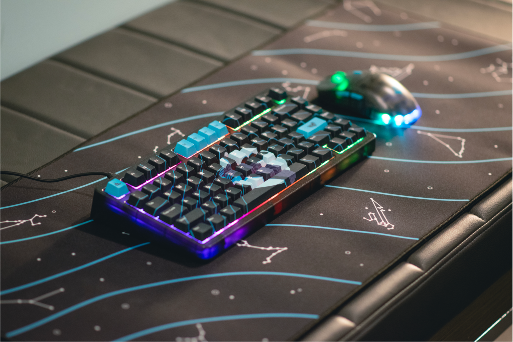 K75 Mechancial Keyboard - Space Whale